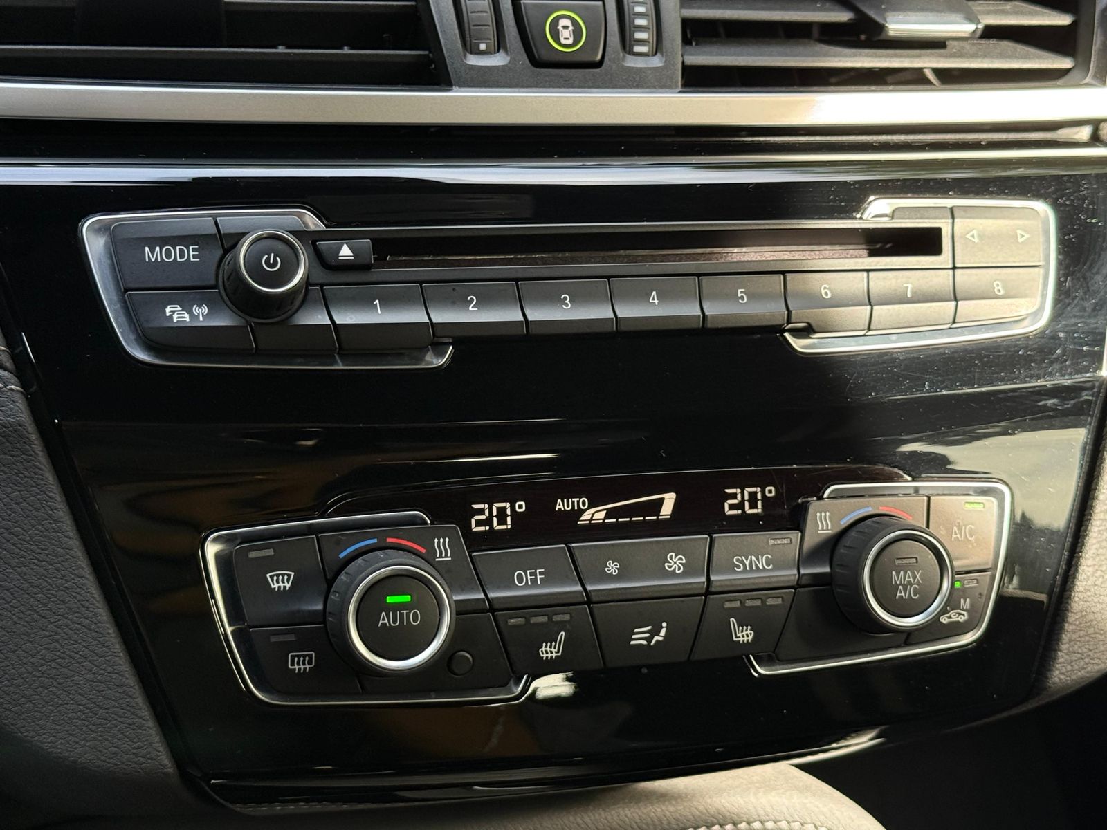 Fahrzeugabbildung BMW X2 xDrive 25e M Sport LED+NAV+KAM+H&K+PARK+CARPL