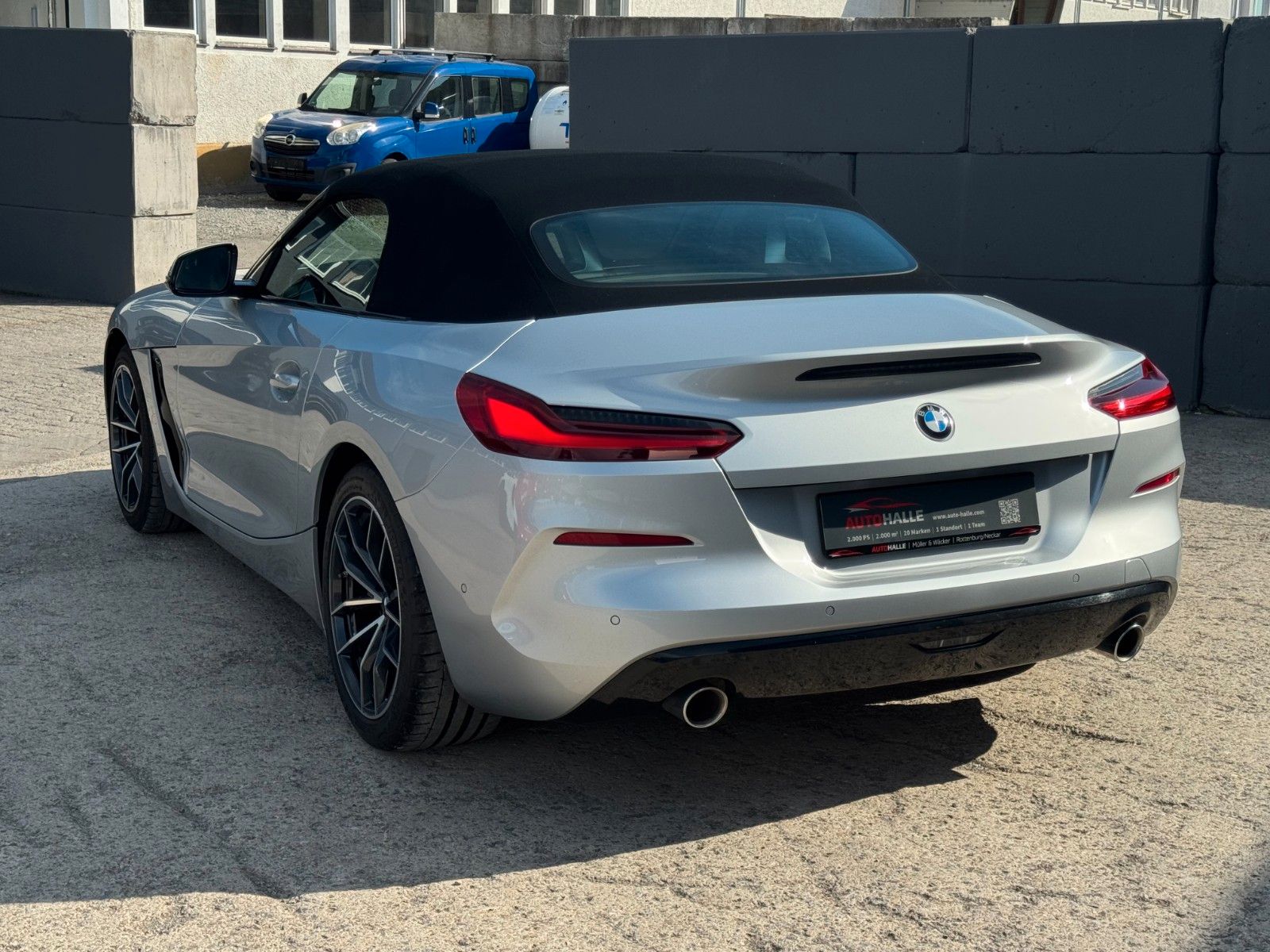 Fahrzeugabbildung BMW Z4 sDrive 20i Sport Line Tempo HiFi LCP LHZ SHZ