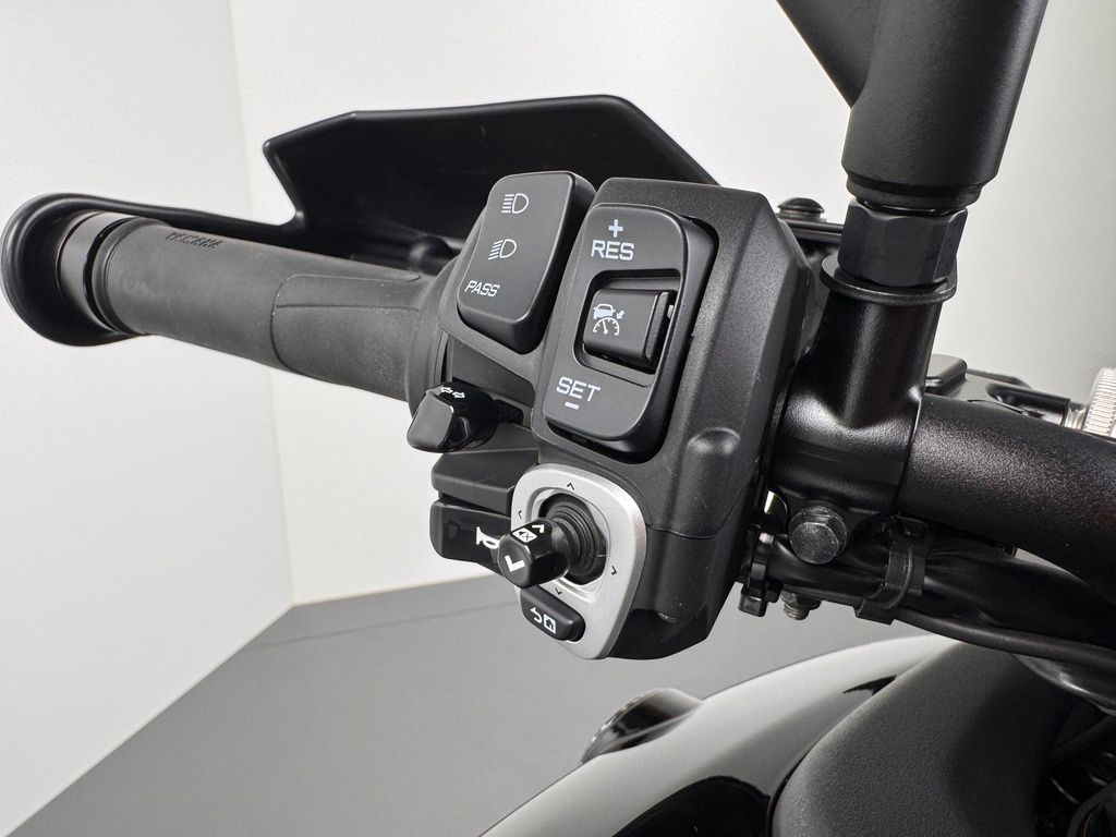 Fahrzeugabbildung Yamaha TRACER 9 GT + *TOP-ZUSTAND *1.HAND