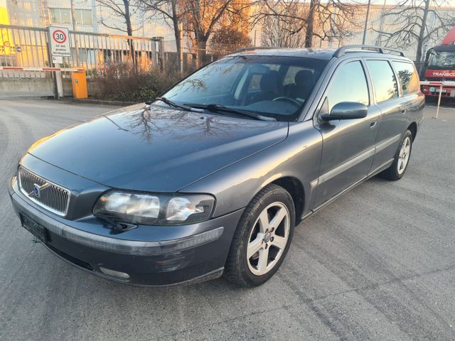 Volvo V70 2.5T.     " Tüv neu + ZR neu "