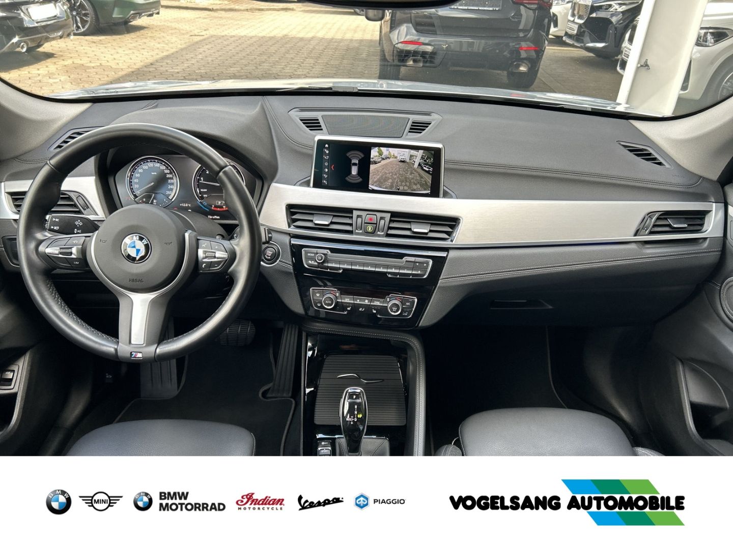 Fahrzeugabbildung BMW X1 20i xDrive,SportLine,AHK,Rückfahrk.,H&KSound,
