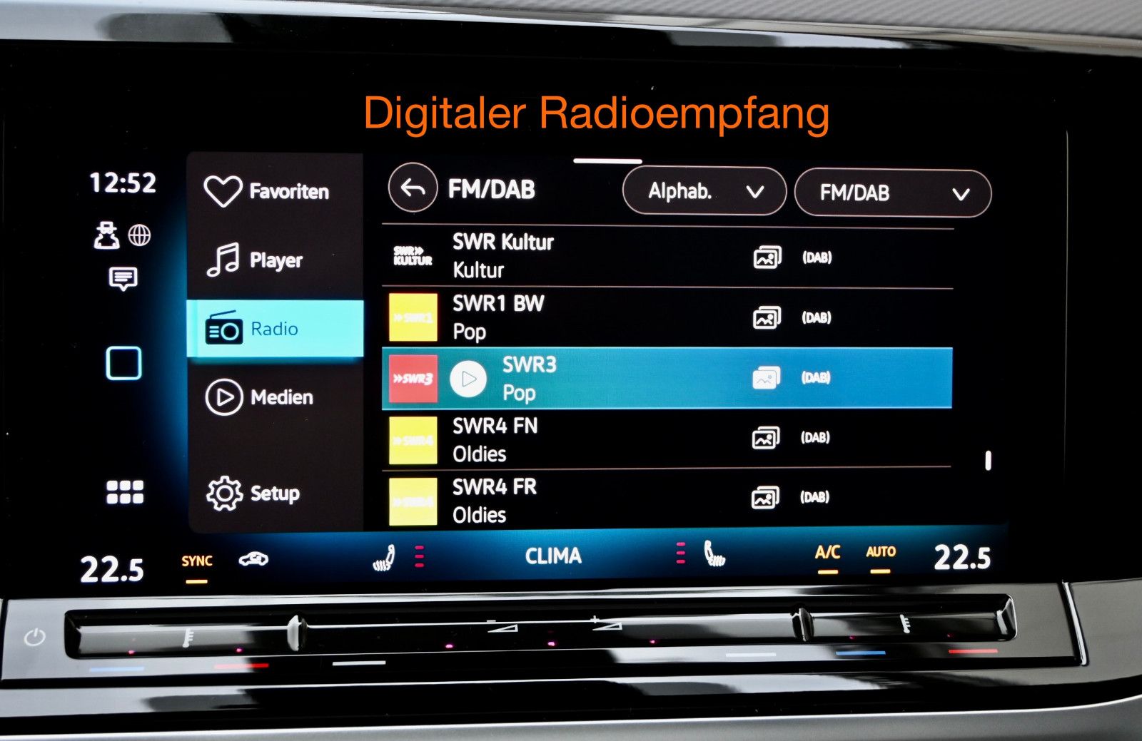 Fahrzeugabbildung Volkswagen T7 Multivan 2.0 TSI DSG Lang Edition °360°STHZ°