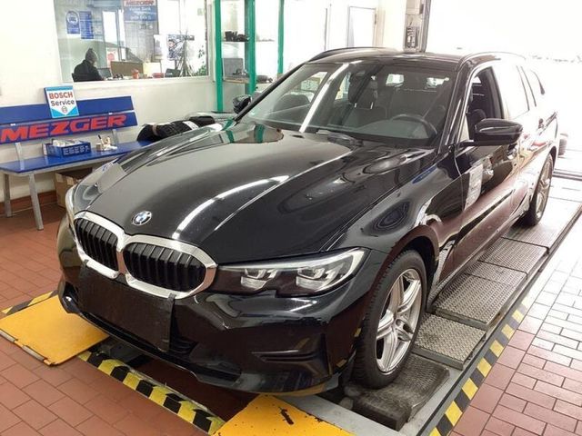 BMW 320d Touring xDrive Aut. Advantage