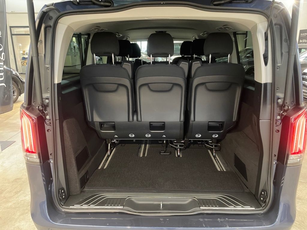 Fahrzeugabbildung Mercedes-Benz V 300 d STYLE Lang 8 Sitze LED BURMESTER 2,5tAHK