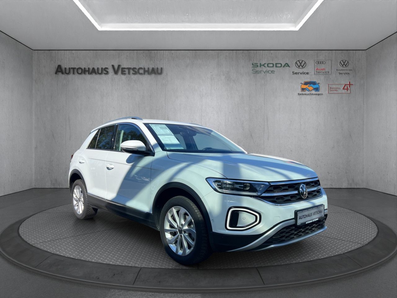 Volkswagen T-Roc 1.0 TSI Style Bluetooth Navi LED Klima foto 6