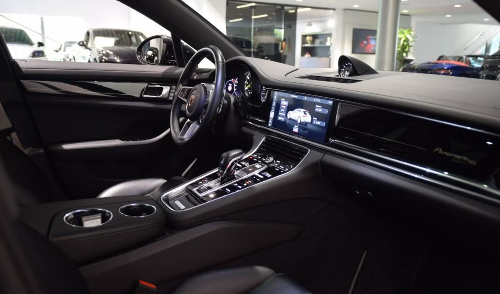 Porsche Panamera Sport Turismo 4 E-Hybrid Edition 10 Jah foto 10