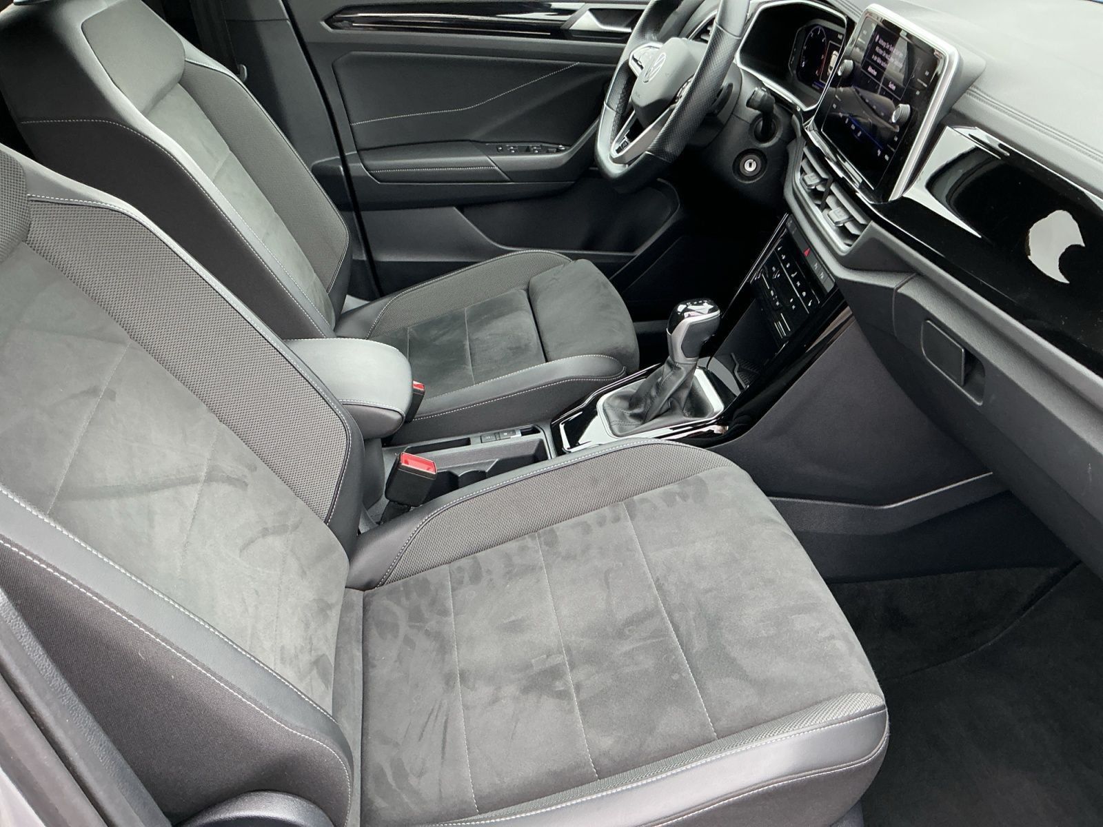 Volkswagen T-Roc - Bild 13