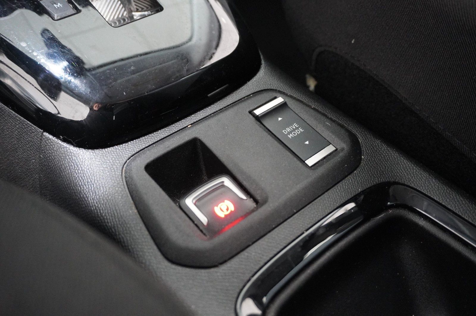 Fahrzeugabbildung Opel Corsa F 1.2T EDITION NAVI/LED/SPORT/SHZ/PDC/DAB+
