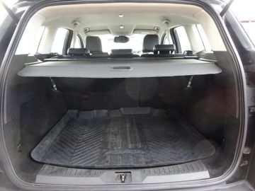 Ford Kuga - 10