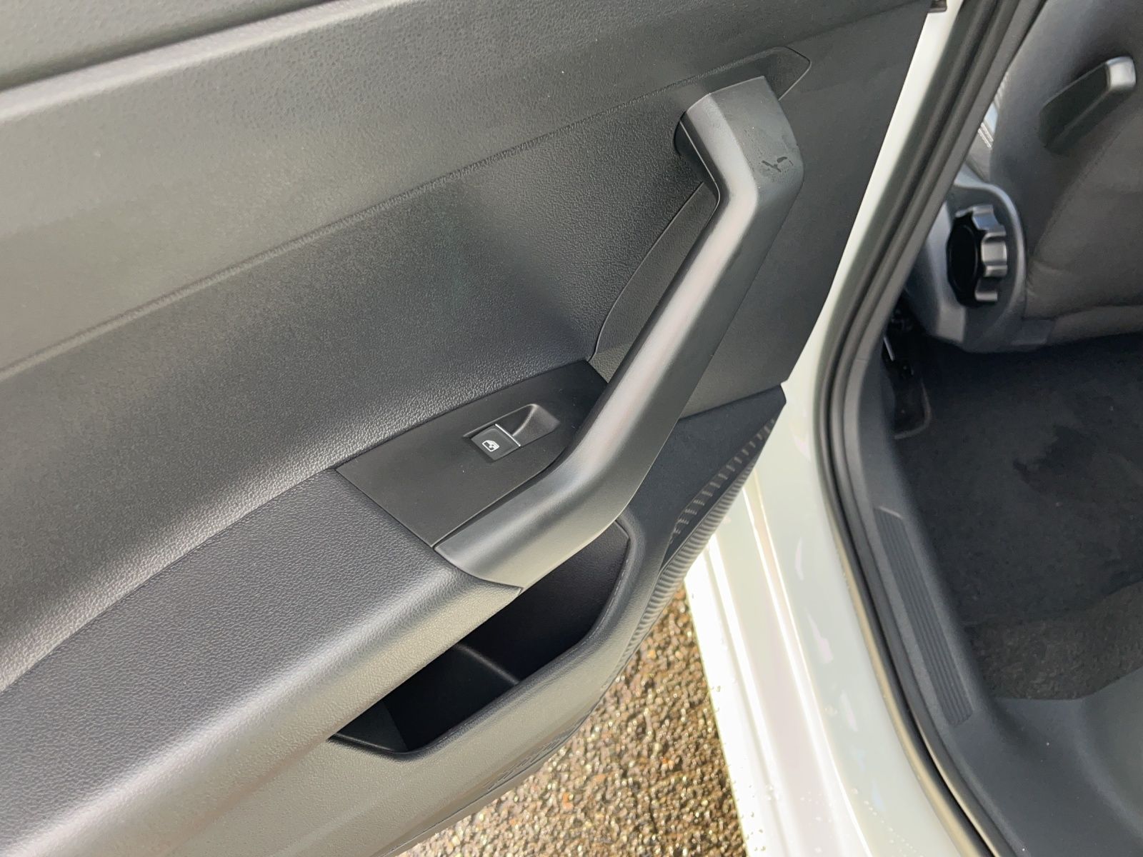 Fahrzeugabbildung Volkswagen Polo R-Line R-Line,DSG,RFK,Navi,LM-Felgen ,App C