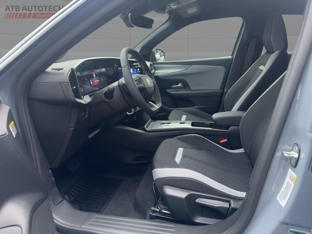 Fahrzeugabbildung Opel Mokka Edition RFK, Winterpaket, Komfortpaket All