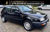 Volkswagen Golf III 1.6 Standard Zahnriemen neu - Volkswagen Golf aus 1994: Iii
