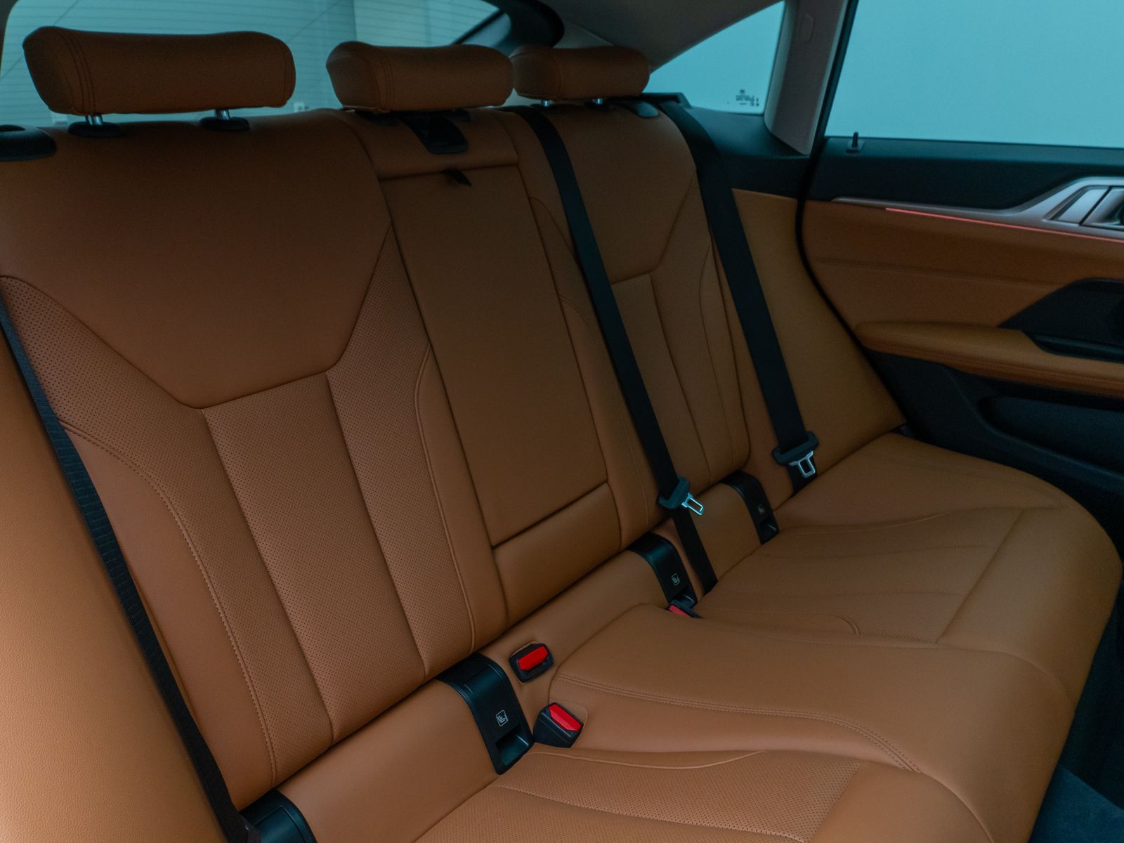 Fahrzeugabbildung BMW 420 Gran Coupé  Glasdach Kamera DAB HiFi Sport