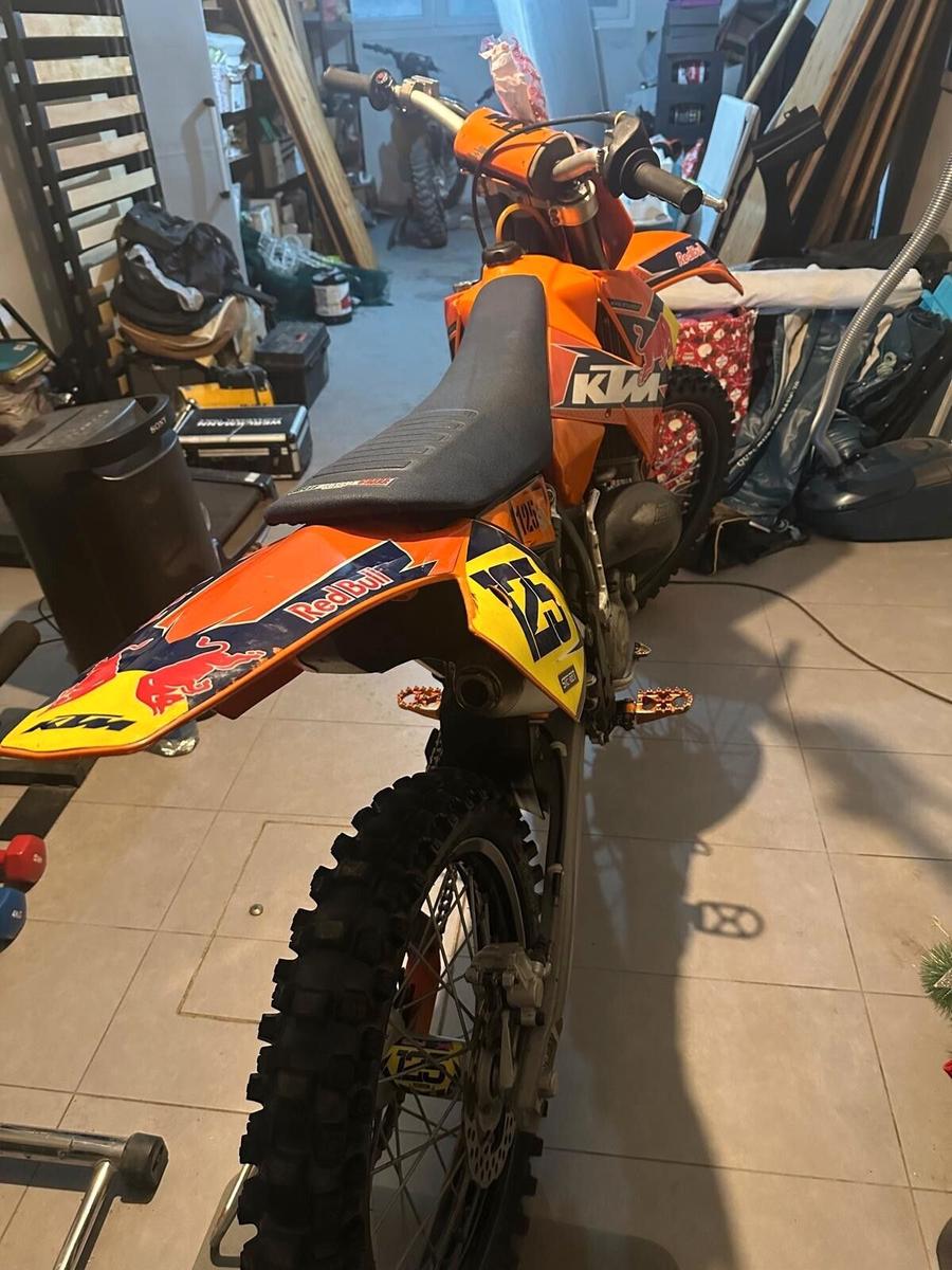 KTM SX 2009 — rear view
