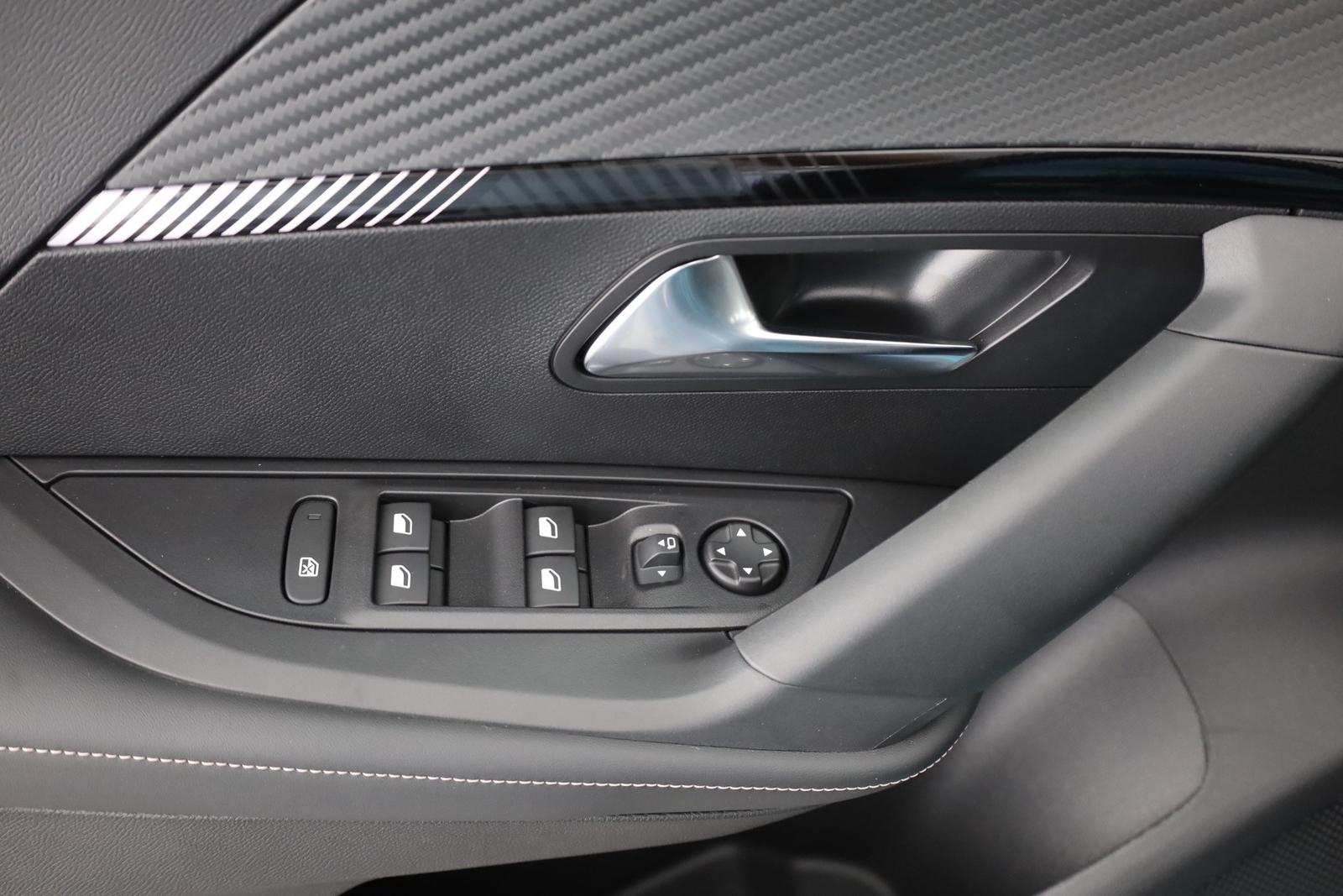 Peugeot 2008 1.2 PureTech LED Navi Tempomat