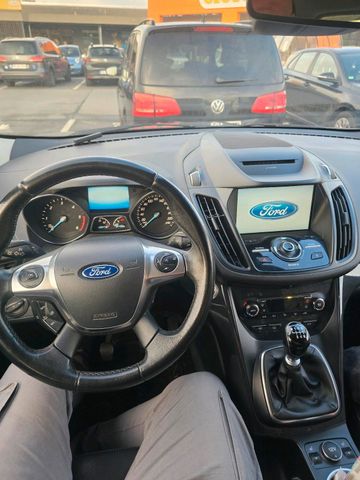 Ford kuga 2.0 TDCI Titanium