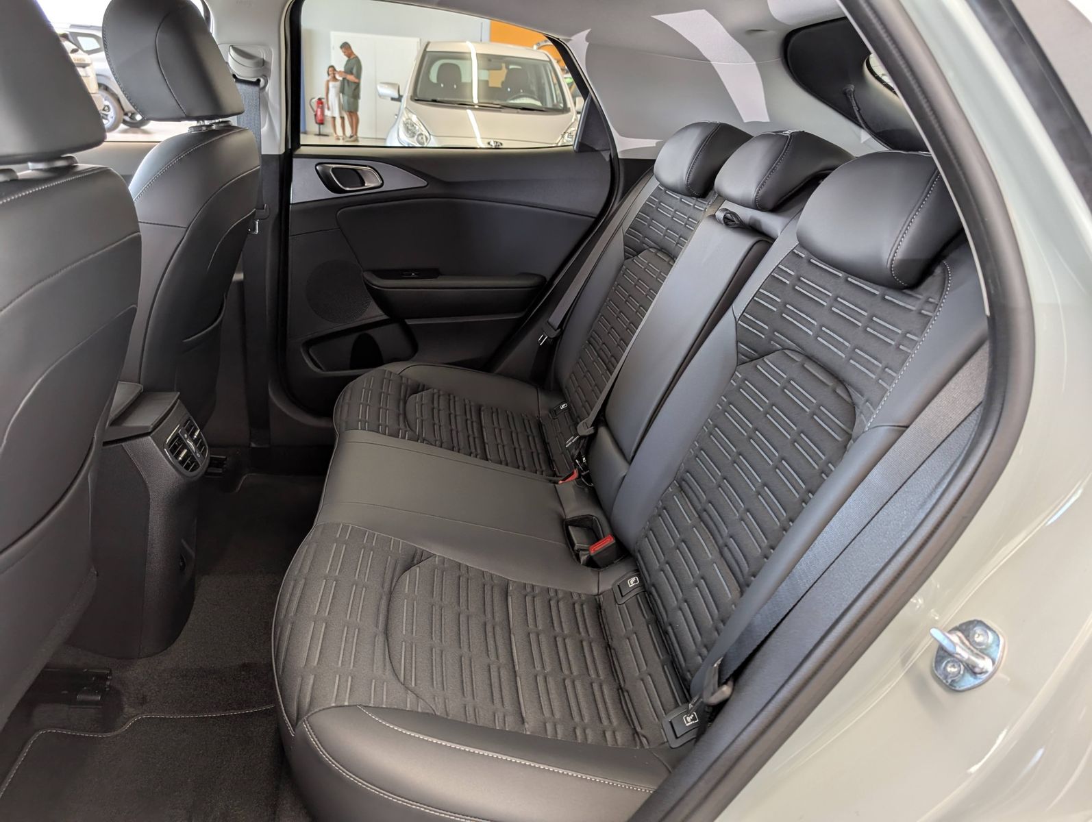 KIA XCeed 1.6 T-GDI 150 DCT Spirit JBL Sound – Bild 9