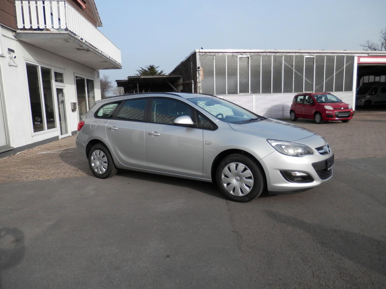Opel Astra J Sports Tourer Selection