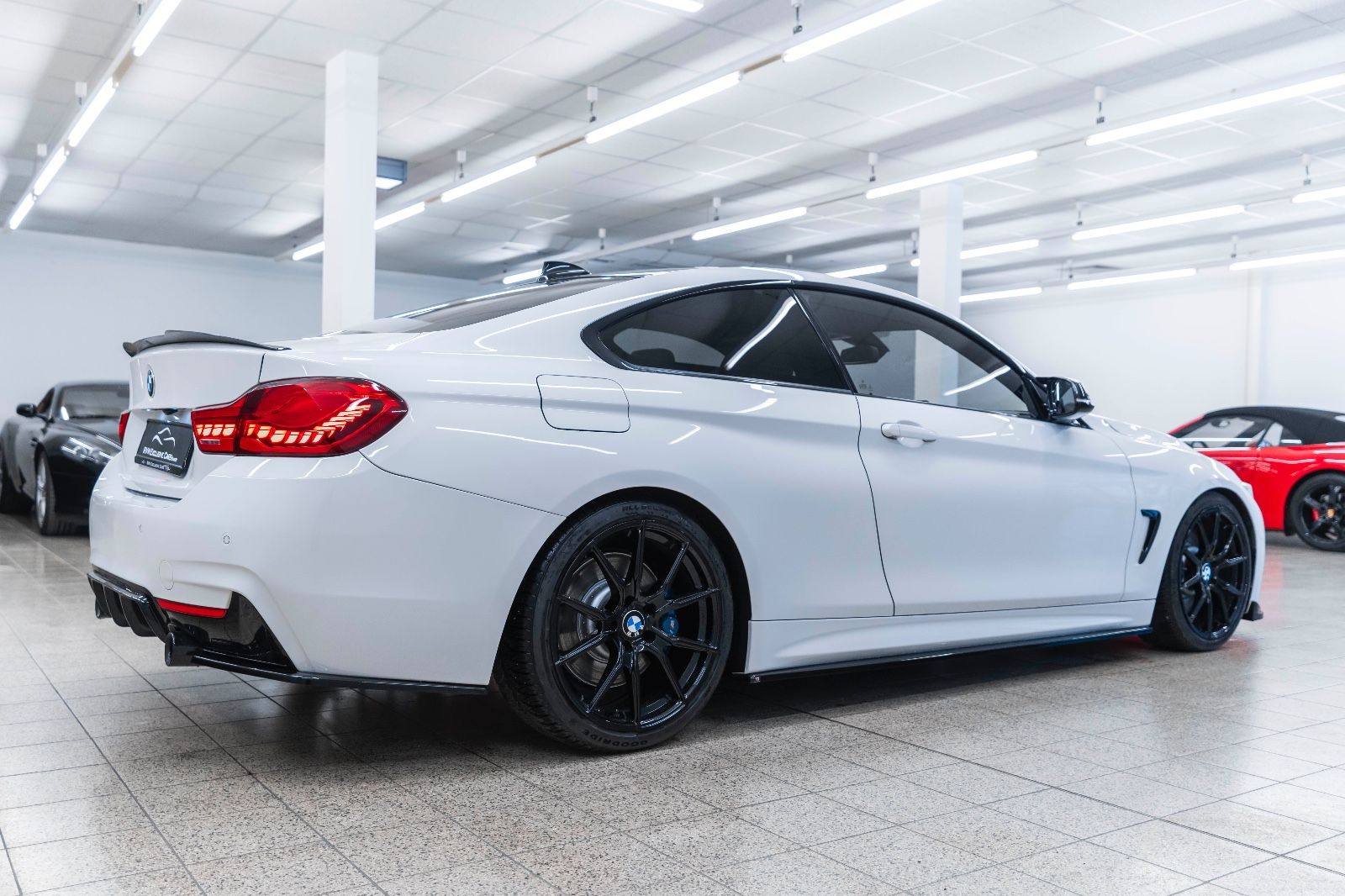 Fahrzeugabbildung BMW 435i xDrive M-SPORTPAKET OLED H&K LED KAM CARBON