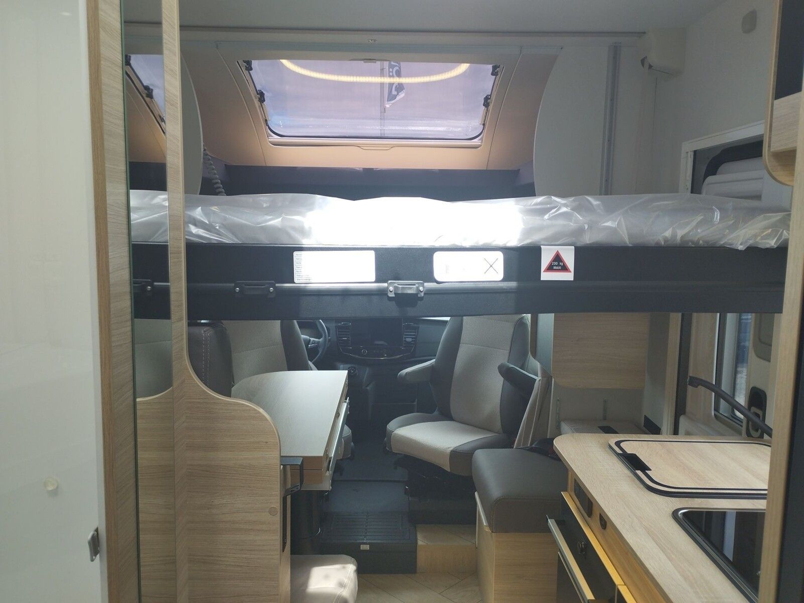 Fahrzeugabbildung Chausson Teilintegriert Titanium Line 627 Dörr30YEdition