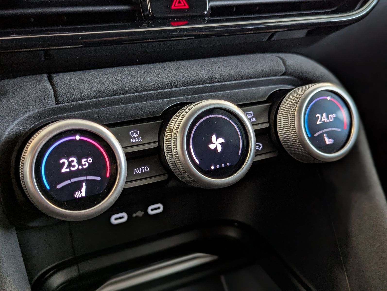 Fahrzeugabbildung SKODA Kodiaq 2.0 TDI Sportline 7-Sitze ACC Memory 20"