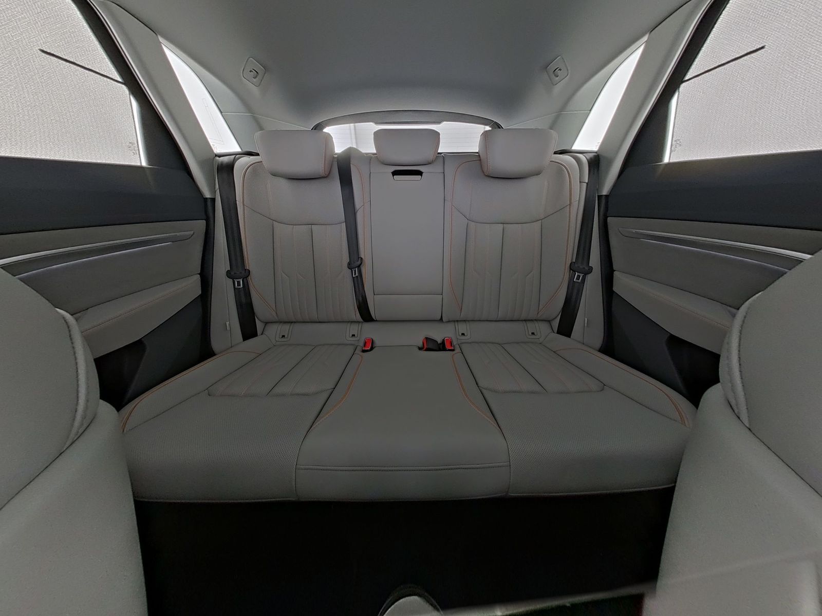 Audi Q8 e-tron - Bild 15