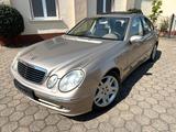 Mercedes-Benz E320 1HAND*AVANTGARDE*VOLL*DESIGNO* - Mercedes-Benz E 320 in Frankfurt (Main)