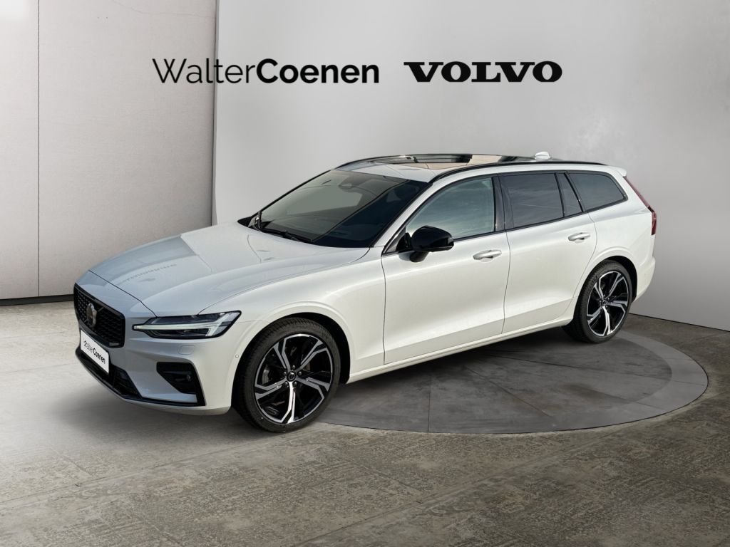 VOLVO V60 B4 B DKG Plus Dark 360° HUD AHK semi elektr.