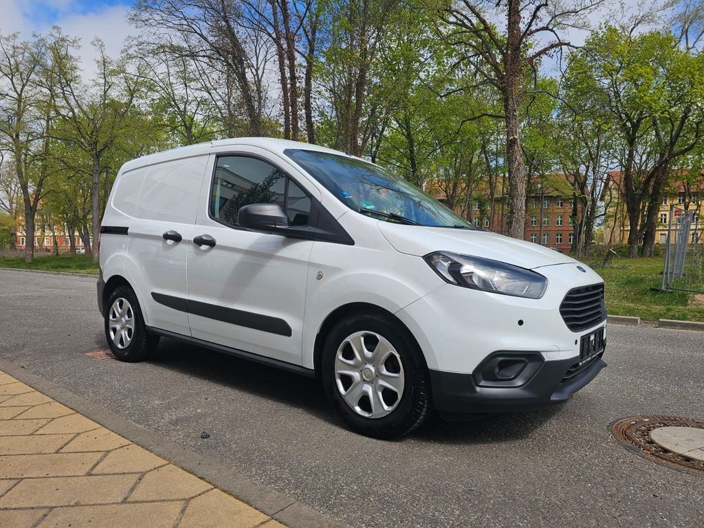 Image of Ford Transit Courier