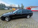 Mercedes-Benz MERCEDES BENZ W211 E 220 CDI AVANTGARDE  T... - Mercedes-Benz E 220 aus 2006: Cdi