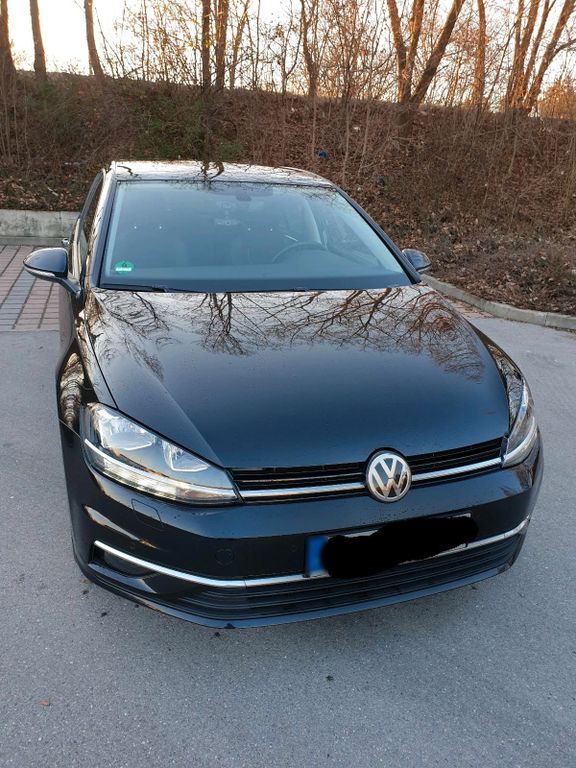 Image of Volkswagen Golf