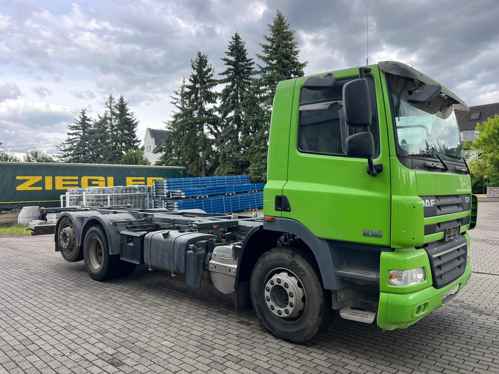 DAF CF 85.360 Euro5/ BDF 6x2/ AHK/ Automatik