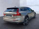 Volvo V60 CC Pro AWD - graue Volvo V60 Cross Country