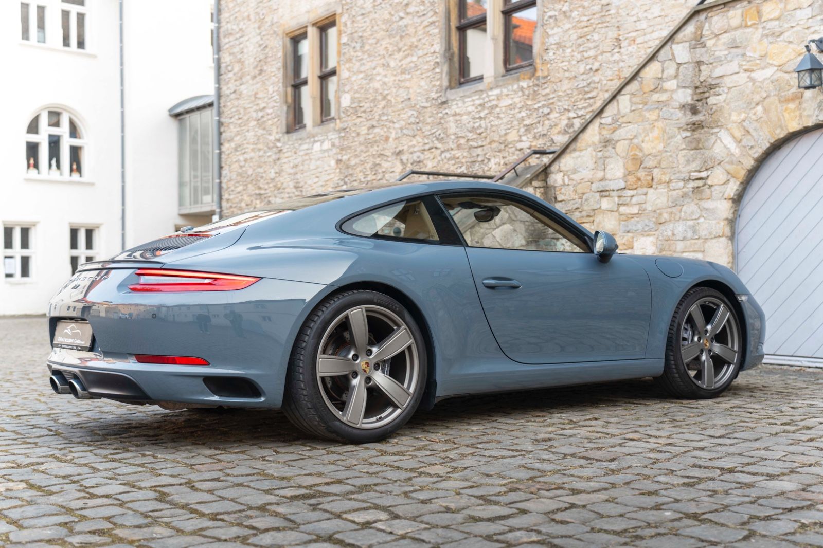 Fahrzeugabbildung Porsche 911 Carrera Coupe Sport-Chrono PASM KAM PDLS