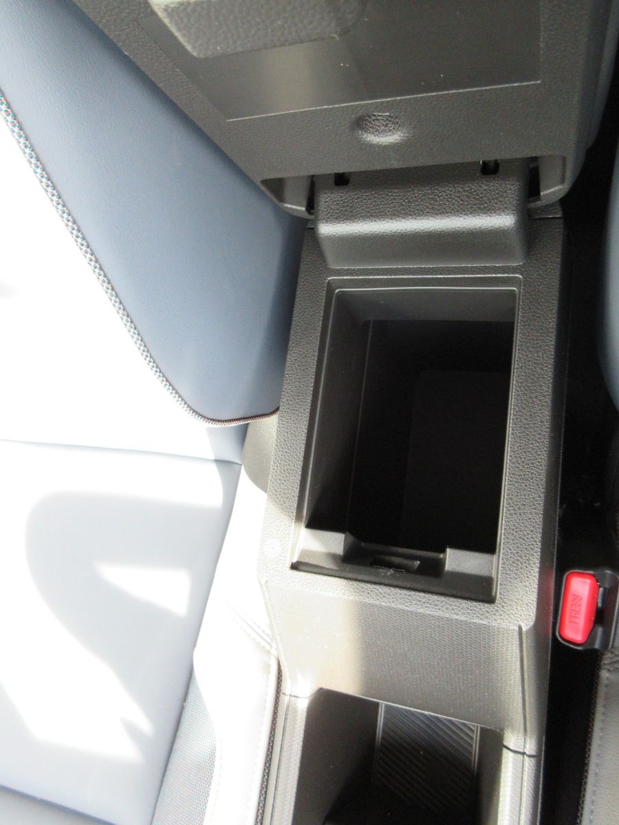 Fahrzeugabbildung Nissan Micra Evolve 52kWh 150PS AT Automatik