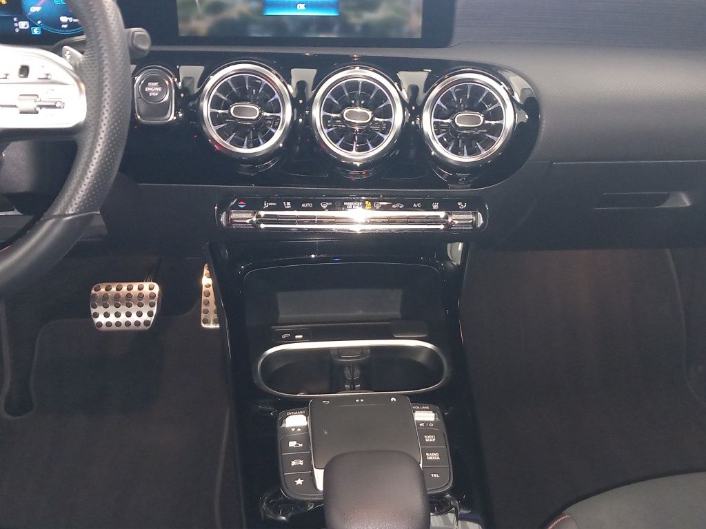 Fahrzeugabbildung Mercedes-Benz CLA 250 e Shooting Brake AMGLine*Night Paket*AHK