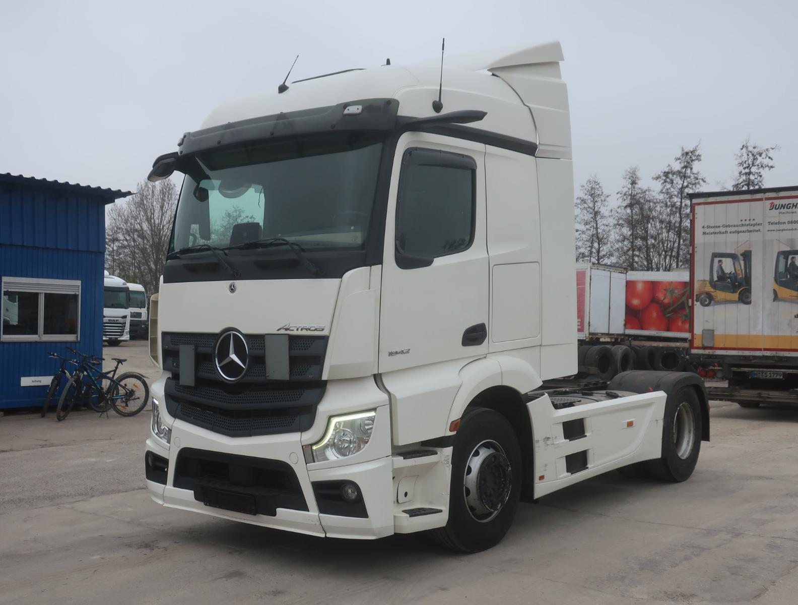 Mercedes-Benz Actros 1842 StreamSpace HPEB Vollspoiler BJ2021