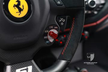 2020 Ferrari 488 PISTA — миниатюра 29
