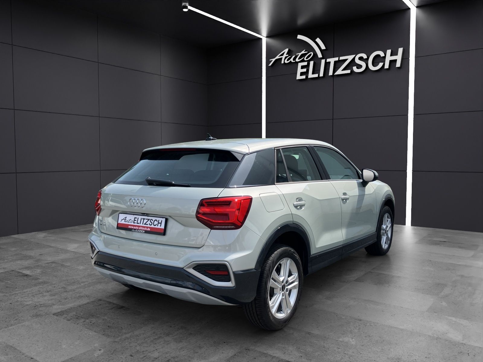 Fahrzeugabbildung Audi Q2 35 TFSI advanced LED ACC AVC RFK SH