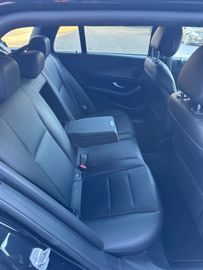 Mercedes E 220 - 11