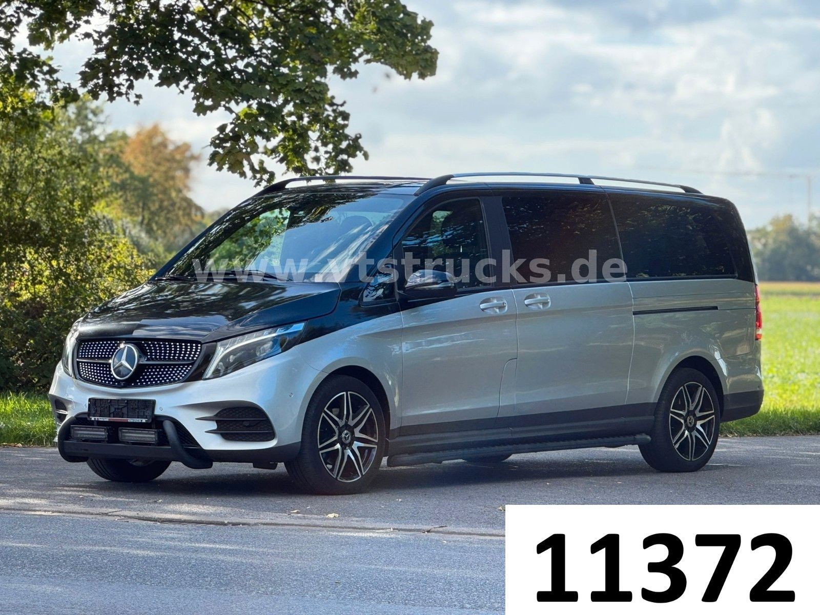 MERCEDES-BENZ V 220 d AVANTGARDE extralang AHK Teilleder 6 Plä