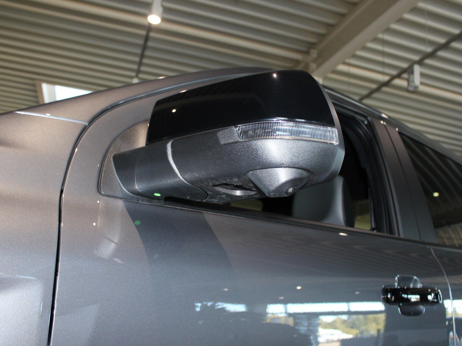 Fahrzeugabbildung Ford Ranger Plug-in-Hybrid Limited e-4WD Doppelkabine