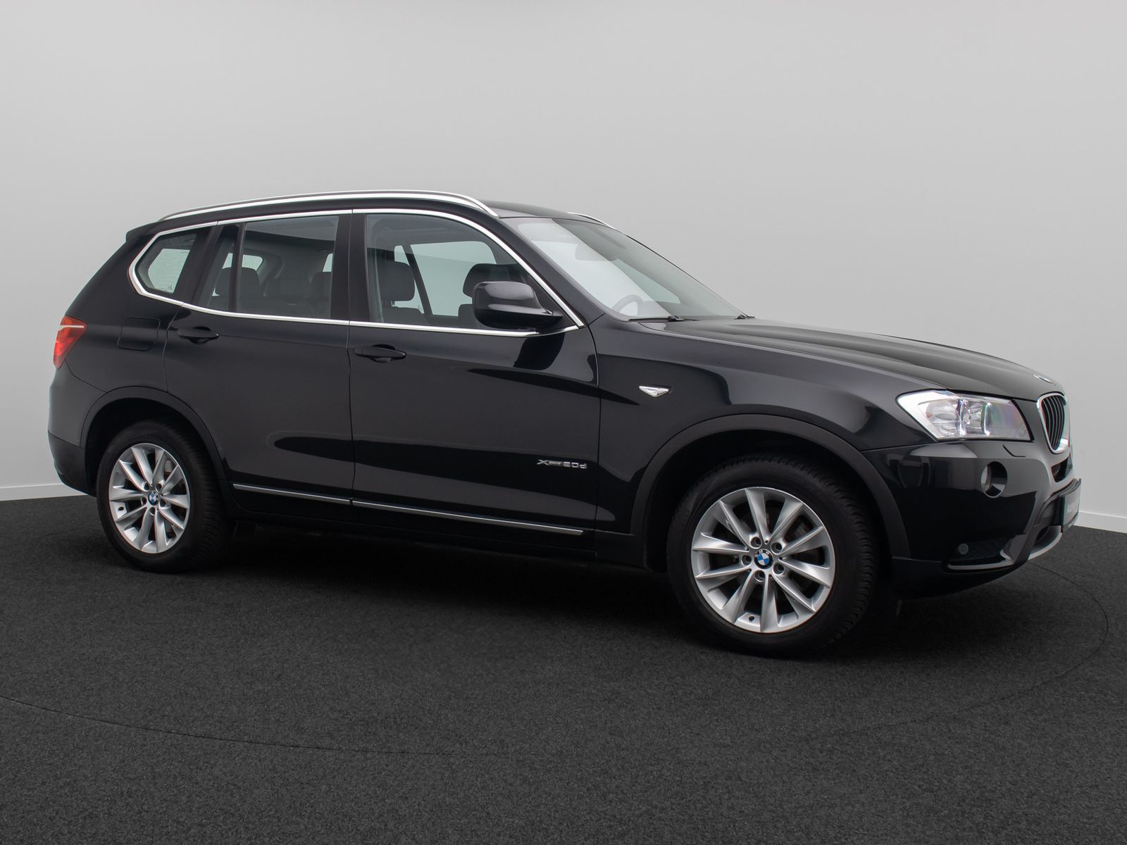 Fahrzeugabbildung BMW X3 xD20d xLine Kamera HiFi Panorama NaviPr Leder