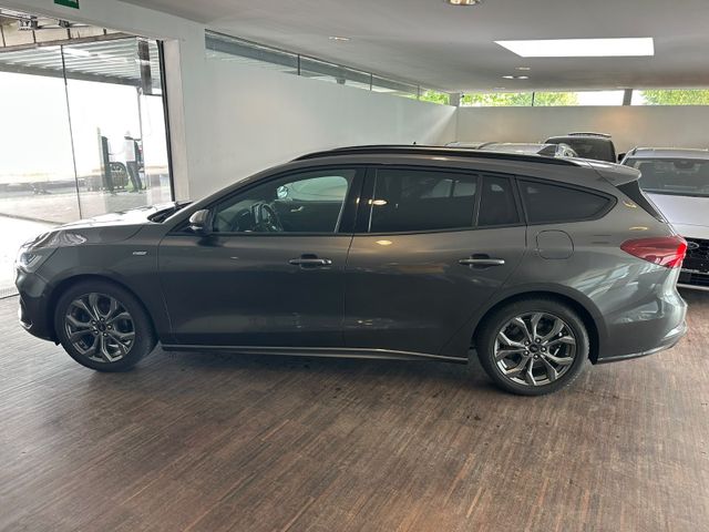 Fahrzeugabbildung Ford Focus Turnier ST-Line*Automatik*SYNC4*Scheckh.