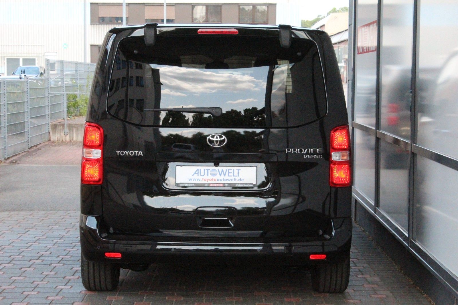 Fahrzeugabbildung Toyota Proace Verso 2.0 L1 Executive + Sitz-Pak. SOFORT