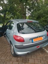 Peugeot 206 1.4 Premium 75 Premium - Peugeot 206 Premium mit Benzin-Antrieb