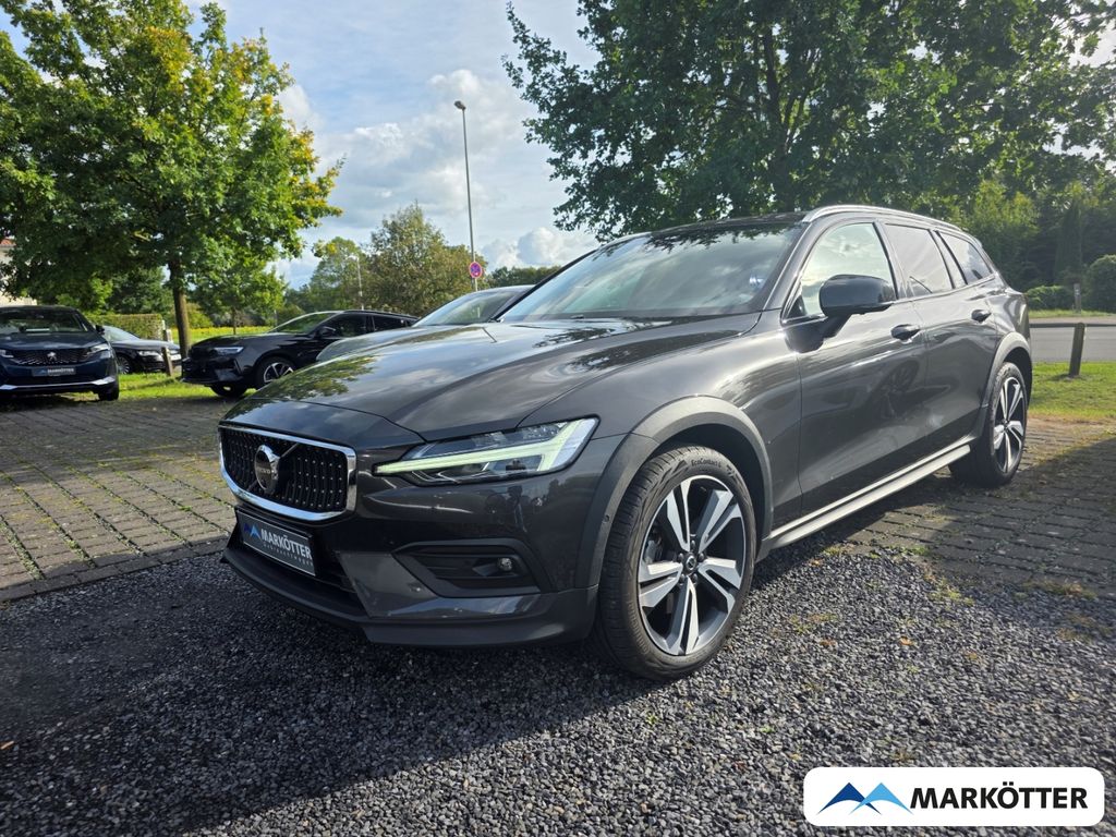 Image of Volvo V60 Cross Country