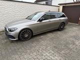 Mercedes-Benz E 220 d T Autom. - AHK, Ambiente, Distronic,MBUX - Mercedes-Benz E 220 Gebrauchtwagen in Nürnberg
