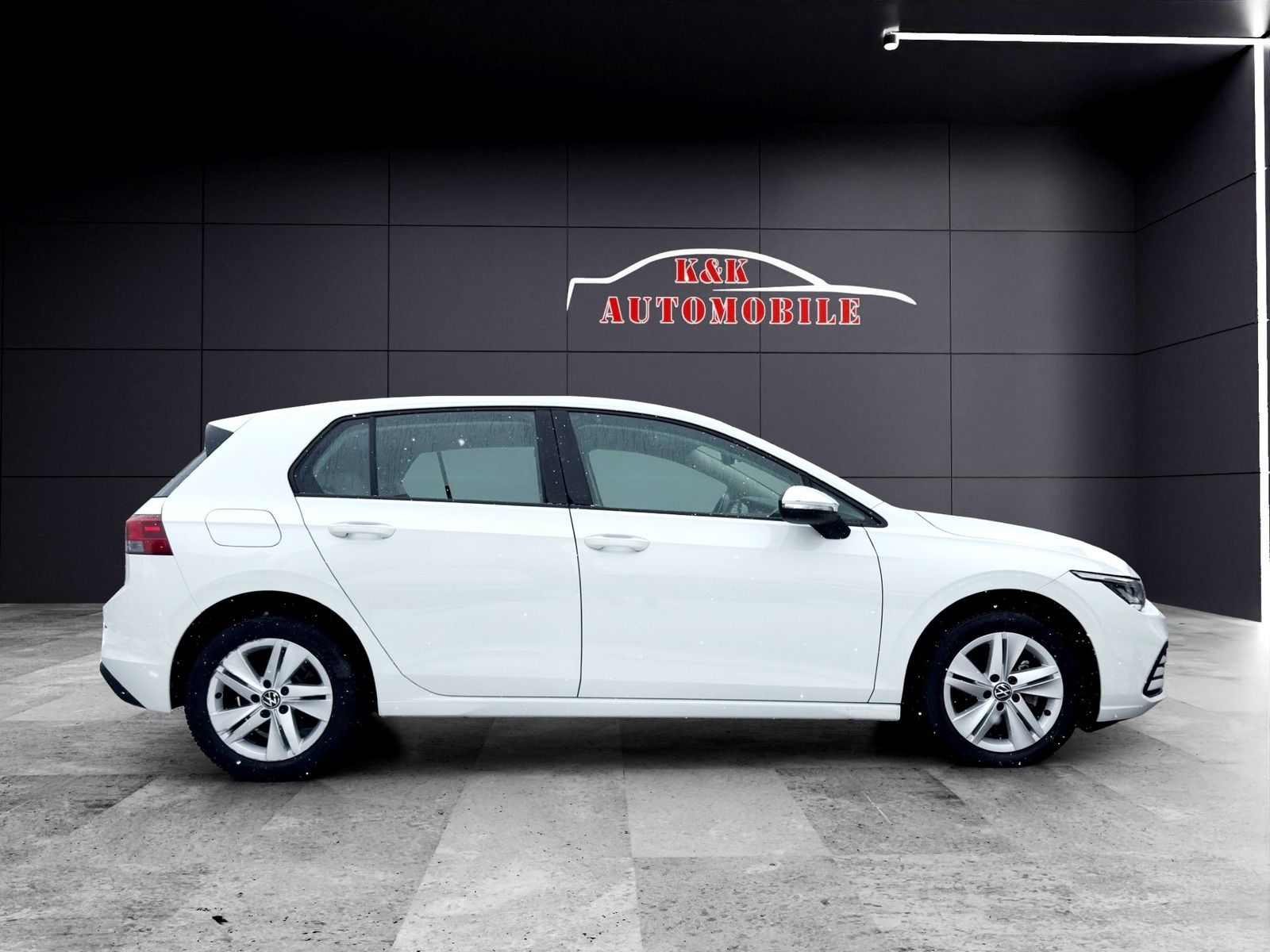 Volkswagen Golf VIII Life eTSI DSG/LED/PDC/ACC/AMBIENTE foto 6
