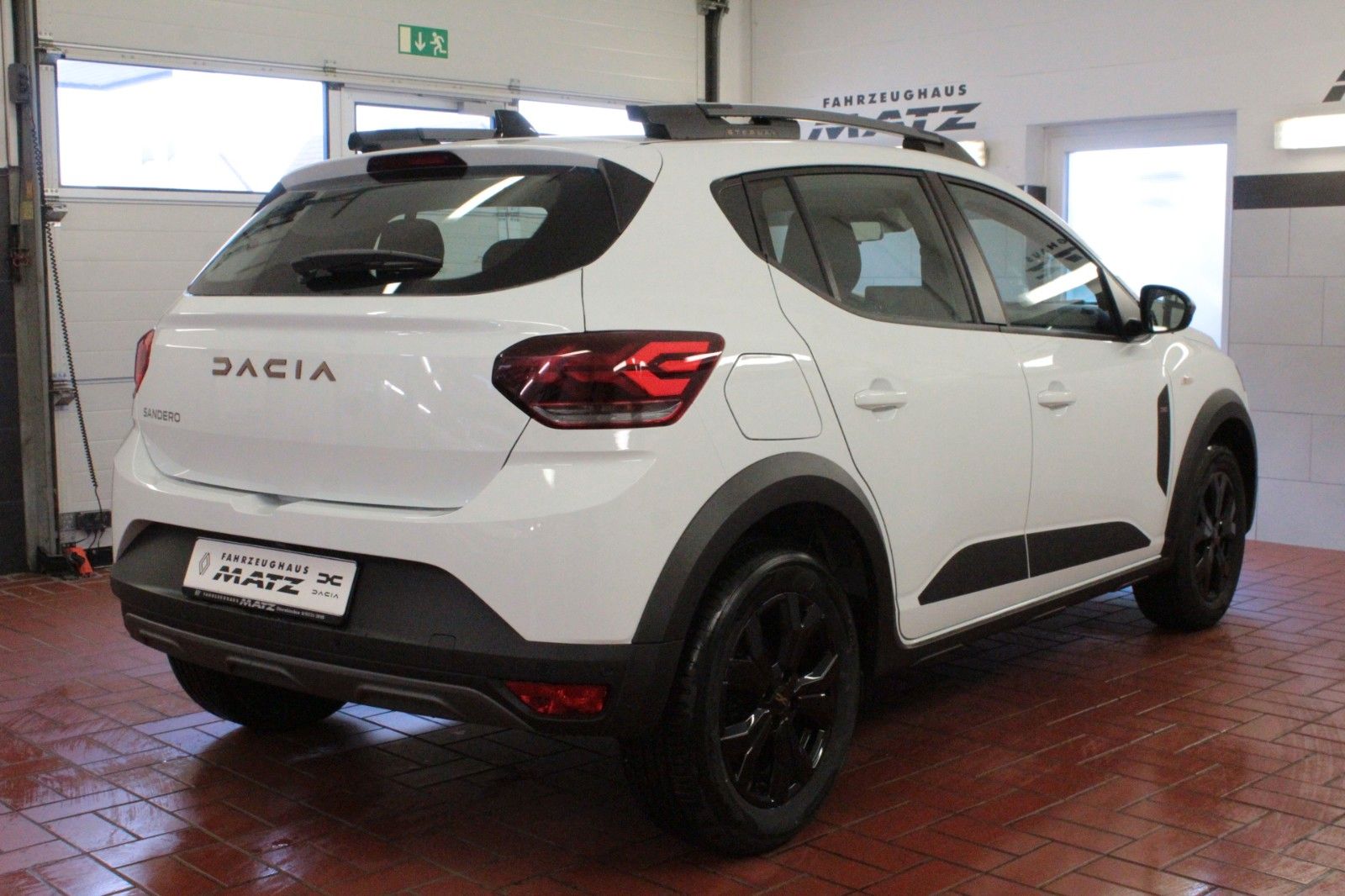 Fahrzeugabbildung Dacia Sandero Eco-G 100 Stepway Extreme+